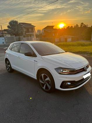 VOLKSWAGEN POLO 1.4 250 TSI GTS AUTOMÁTICO VOLKSWAGEN POLO 1.4 250 TSI GTS AUTOMÁTICO
